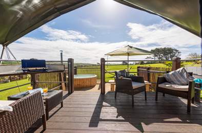Bluebell. Sleeps 6, Lamorna Cove
