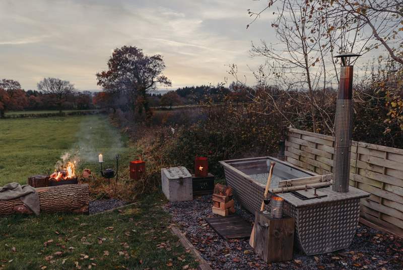 Moonlit moments become all the more magical in the Scandinavian wood-fired tub.