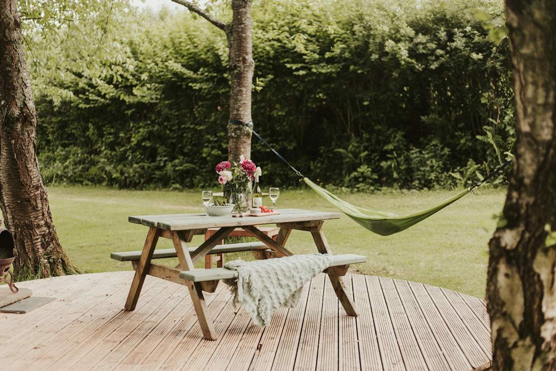 Alfresco living is a complete dream here.