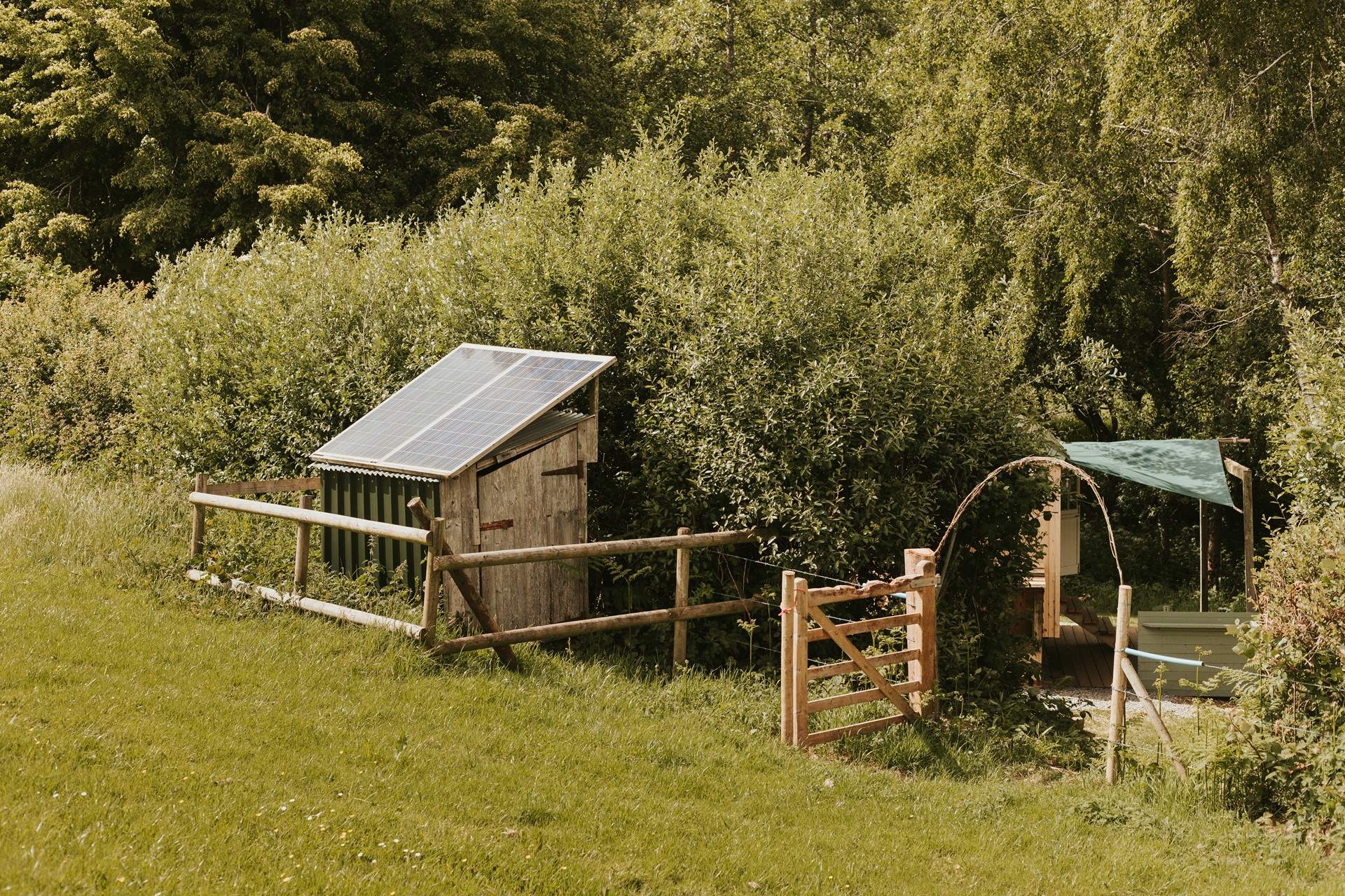 The hideaway is powered by solar energy meaning your getaway is as green as can be. 