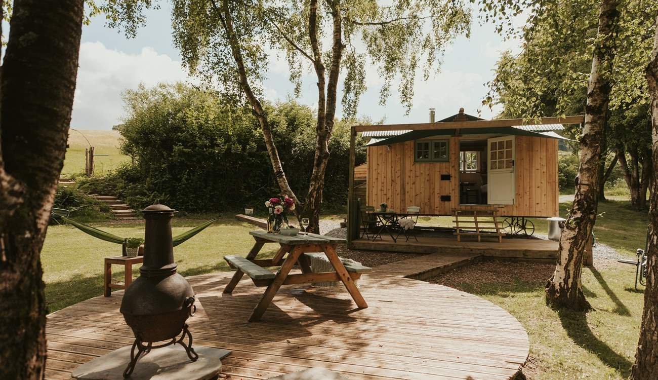 When the sun shines, take a seat on the decking and watch the word go by. 