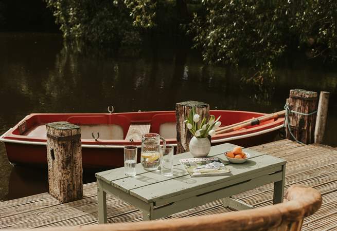 Take to the water on the quaint rowing boat, or enjoy a spot of yoga on the decking. 