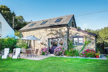 The charming Carzantic Chapel Barn.
