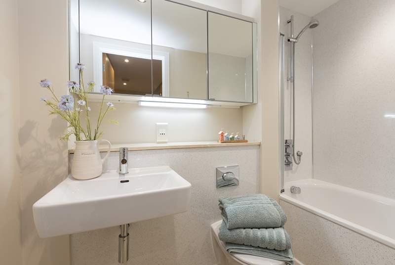 This is the family bathroom, on the same level as the two bedrooms.
