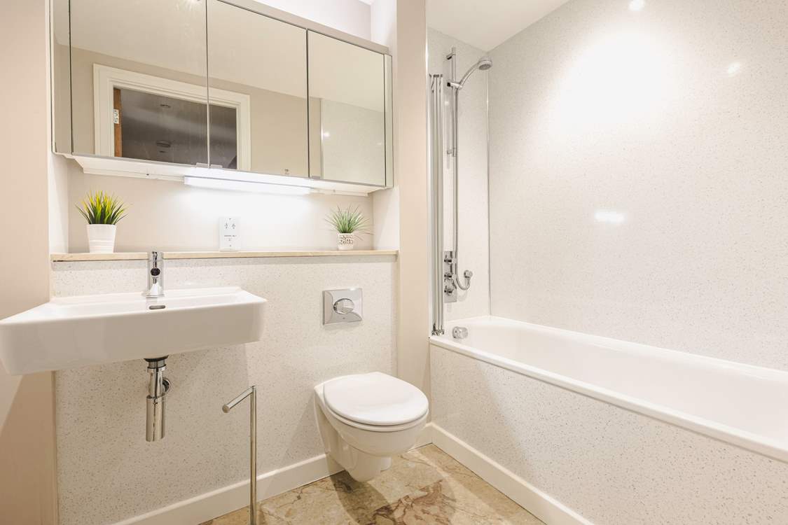 This is the family bathroom, on the same level as the two bedrooms.