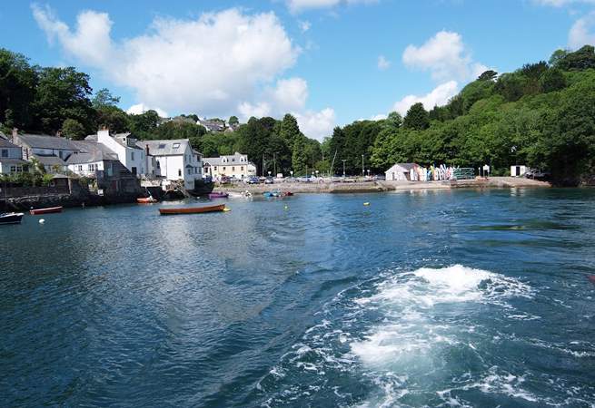 This is the river crossing on the Bodinnick Car Ferry from Fowey to Polruan - arrive in style!