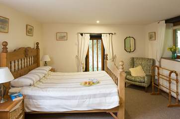 The ground floor bedroom.