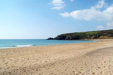 Just a 15 minute stroll down the hill will bring you to the fabulous stretch of sand at Praa Sands, with a popular pub on the beachfront and you can connect here with the South West Coast Path.