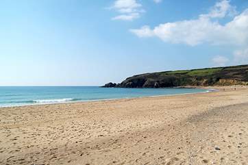 Just a 15 minute stroll down the hill will bring you to the fabulous stretch of sand at Praa Sands with a popular pub on the beachfront and you can connect here with the South West Coast Path.