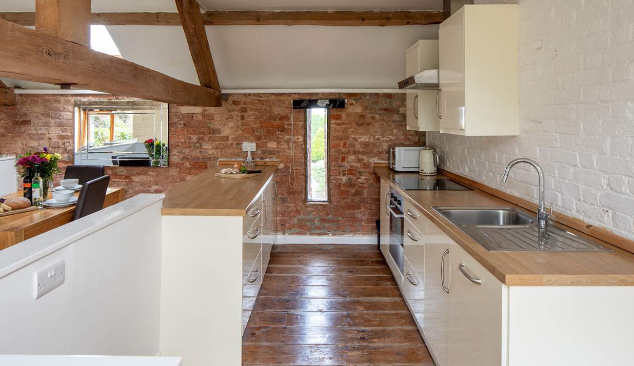 Fully equipped kitchen.