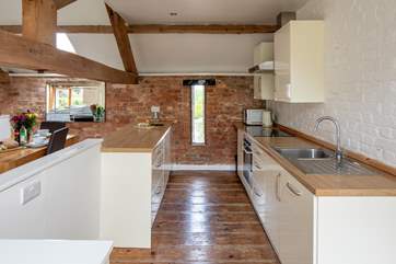 Fully equipped kitchen.