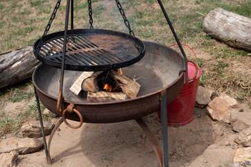 What will you cook up? The fire-pit is such a lovely feature of the glamping experience.