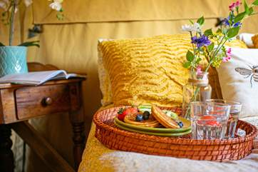 Enjoy a delicious breakfast in bed!