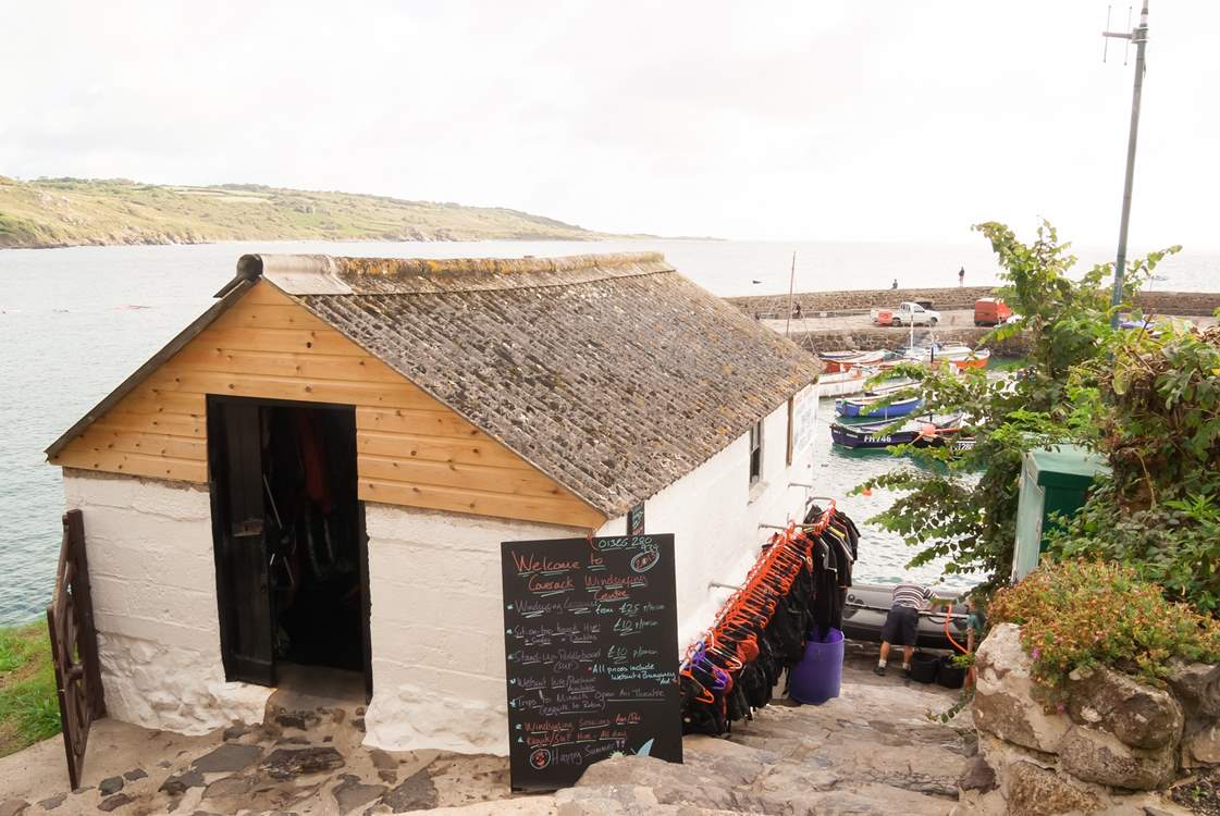 The windsurfing school is open from April to September.