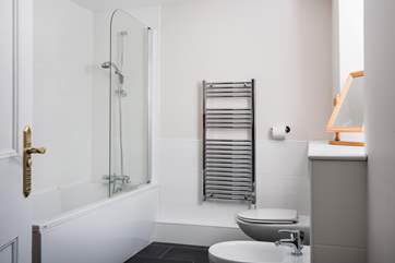 The large family bathroom is on the first floor.