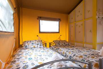 Complete with lovely linens.