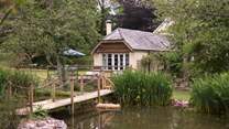 This beautiful cottage is in a perfect and tranquil setting, with its own private access and parking as well as a large garden all to yourselves.