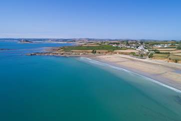 Perranuthnoe beach with St Michael's Mount in the distance.