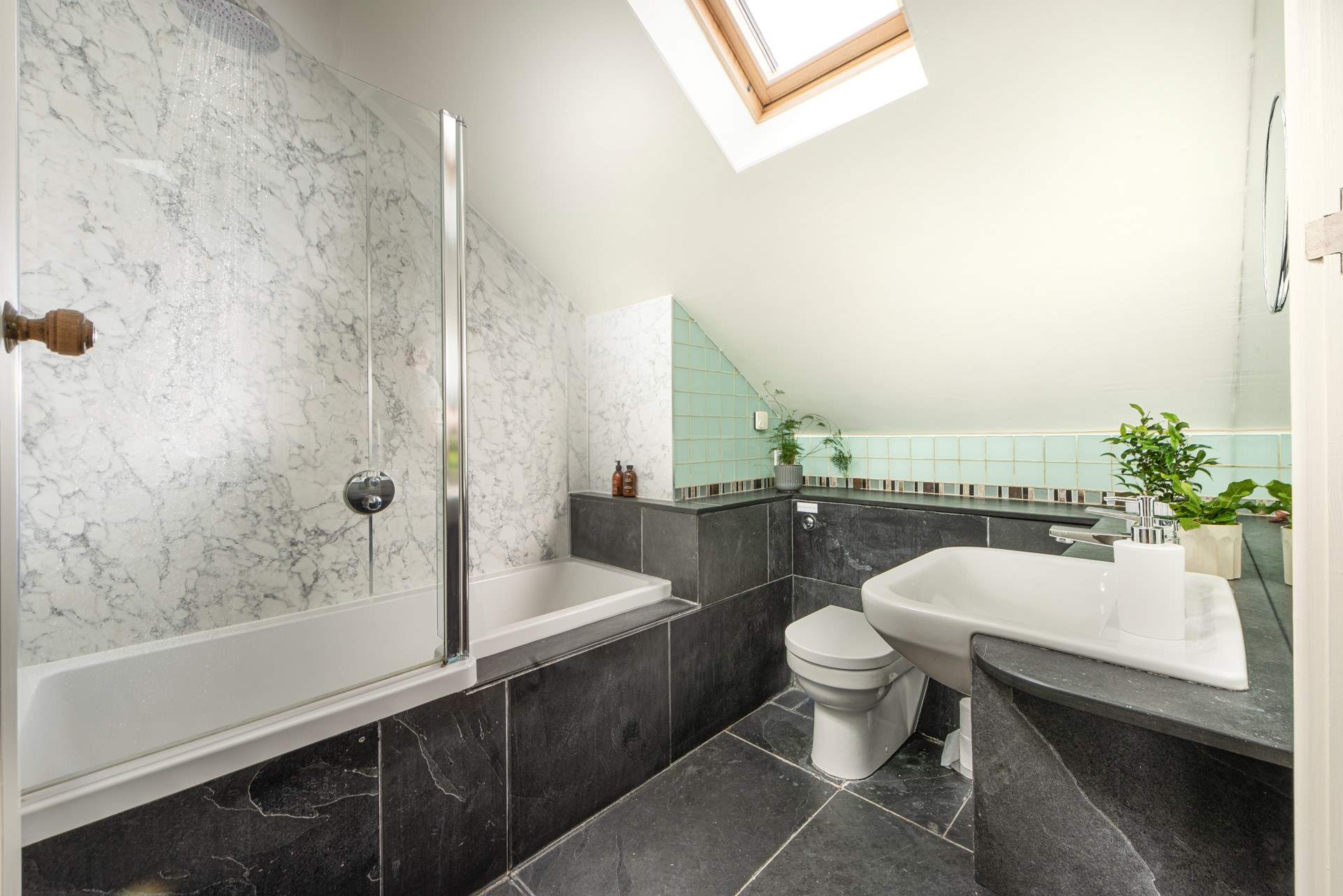 The beautiful en suite in bedroom 4.