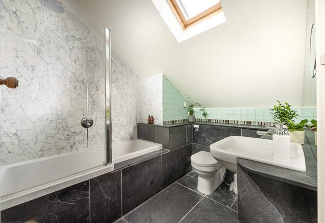 The beautiful en suite in bedroom 4.