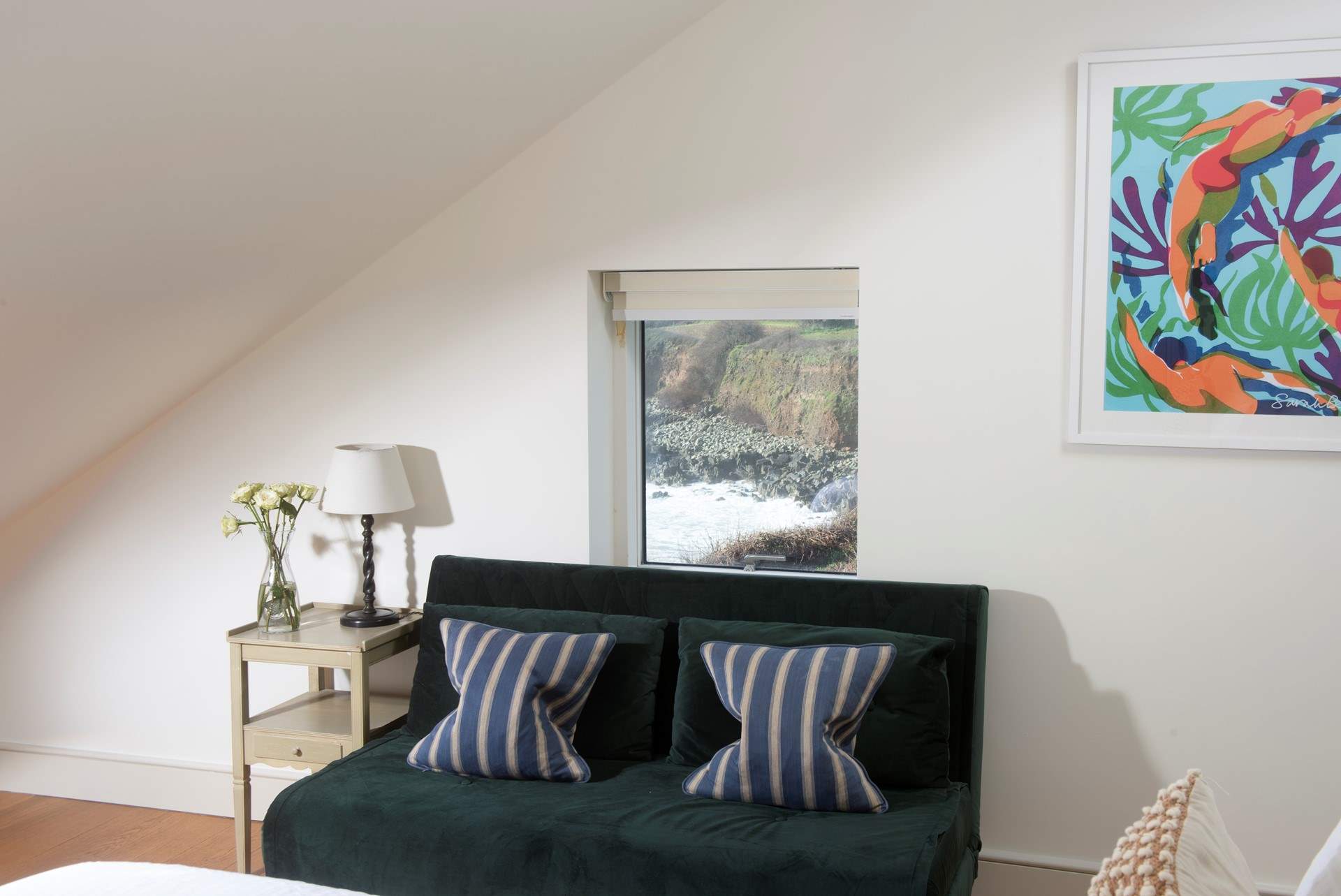 Look at the view from the side window, what a view to wake up to!