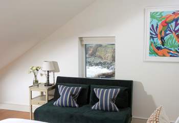 Look at the view from the side window, what a view to wake up to!