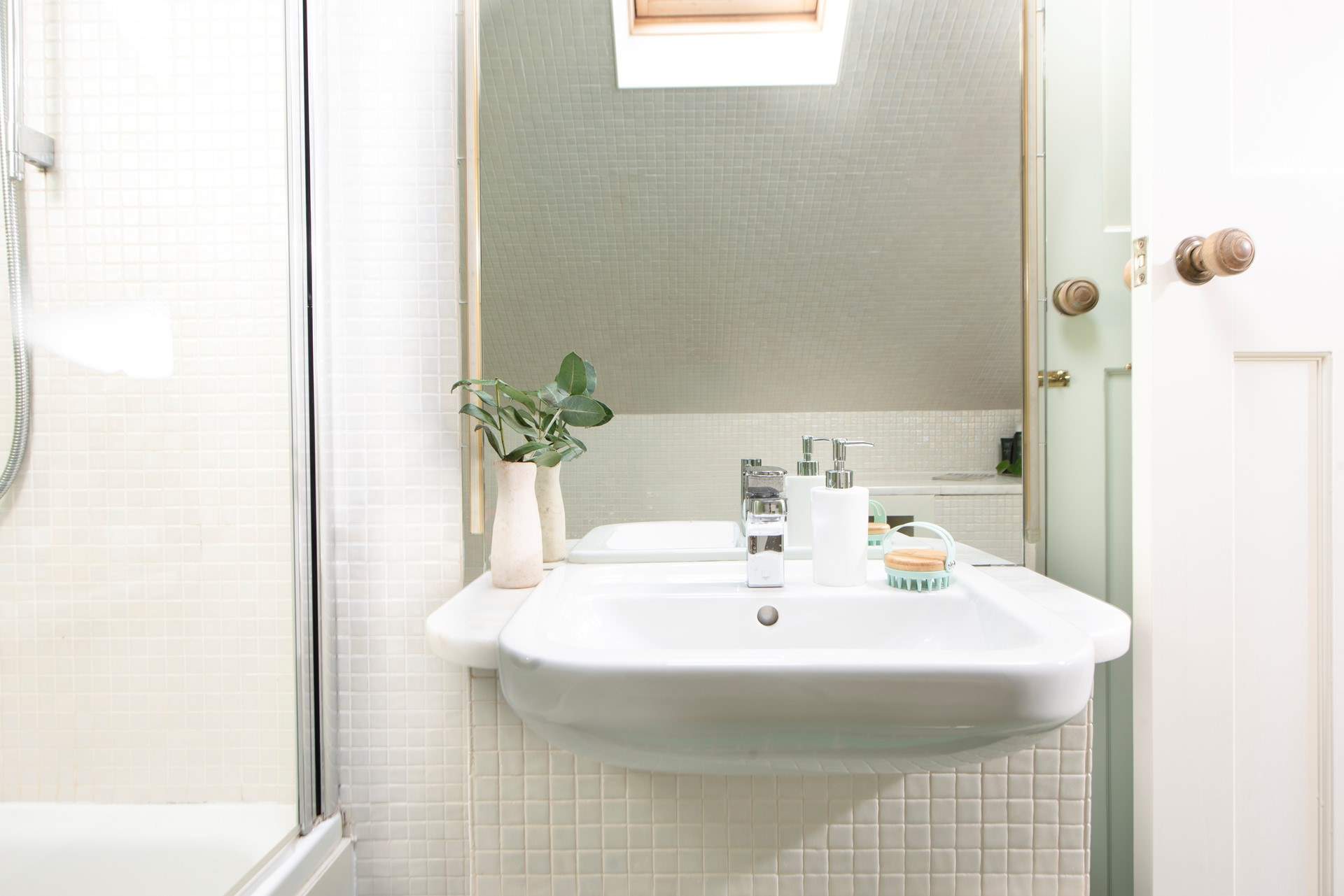 A home so very well presented.