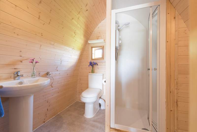 The fully-functioning shower-room - yes this is really glamping!
