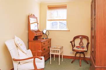 The pretty dressing-room.