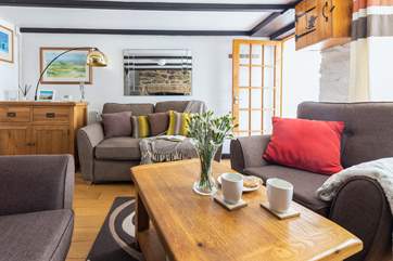 A warm welcome awaits you at Little Rose Cottage.