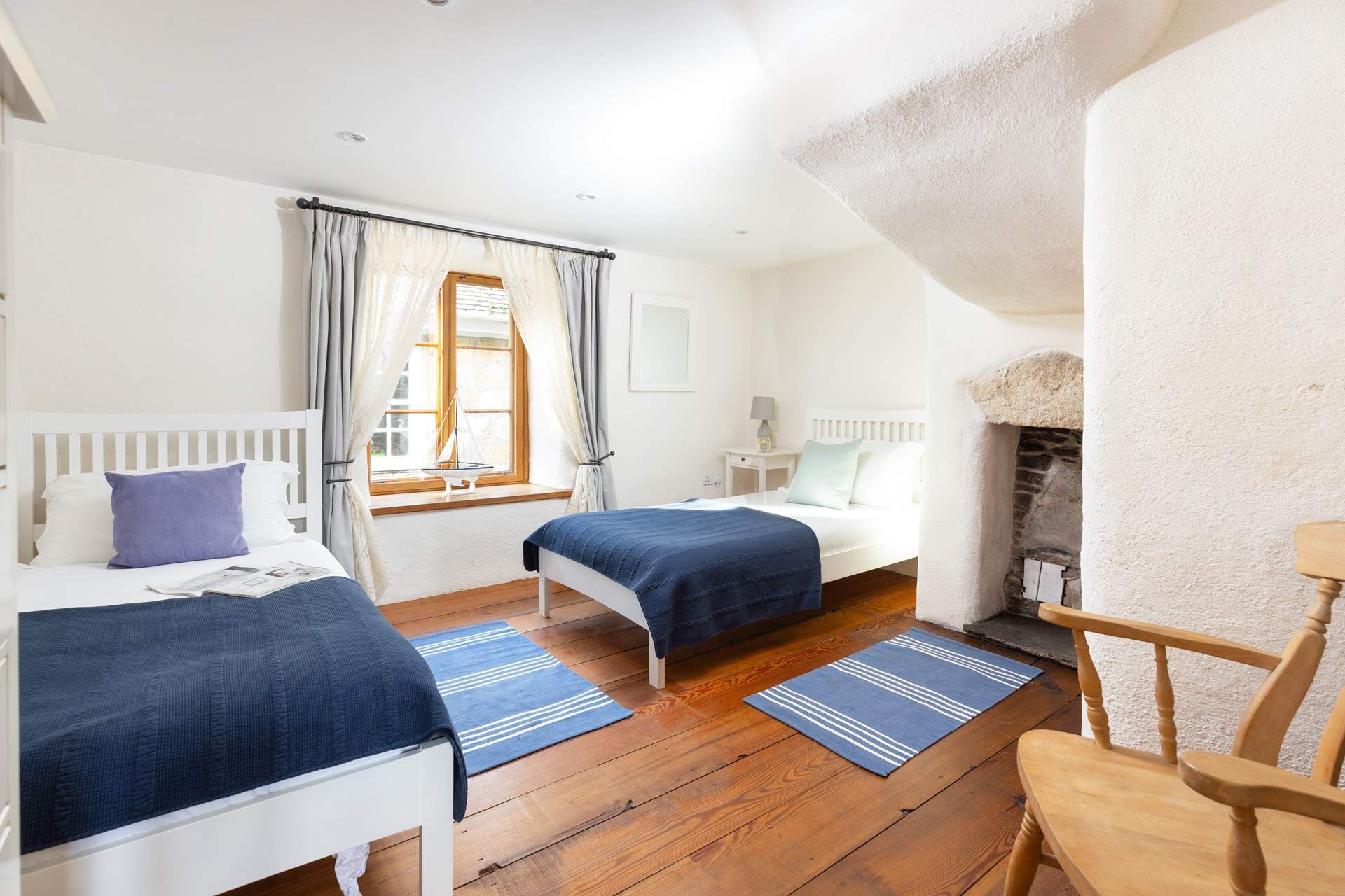 Bedroom 2 has twin beds.