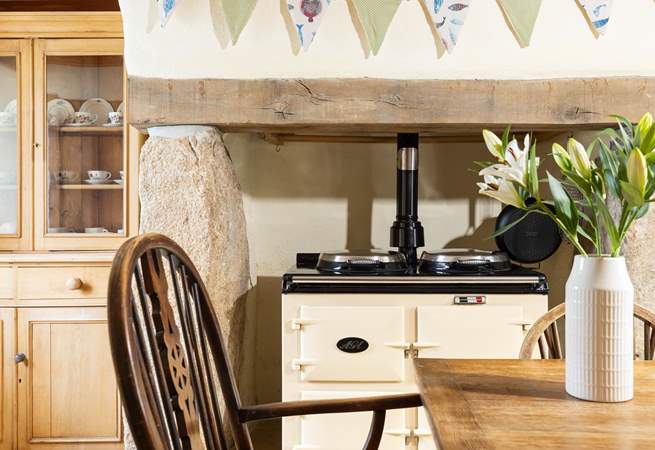Cook up a feast in this charming cottage.