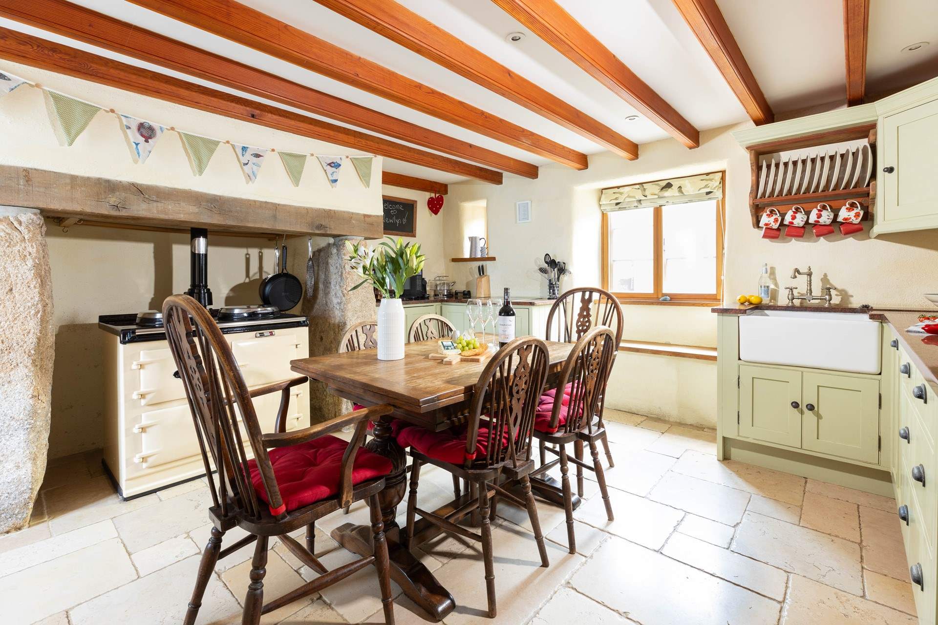 The kitchen, perfect for sociable lunches.