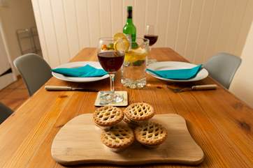 The cottage has a very relaxed atmosphere that will help you to switch off and take time for yourselves.
