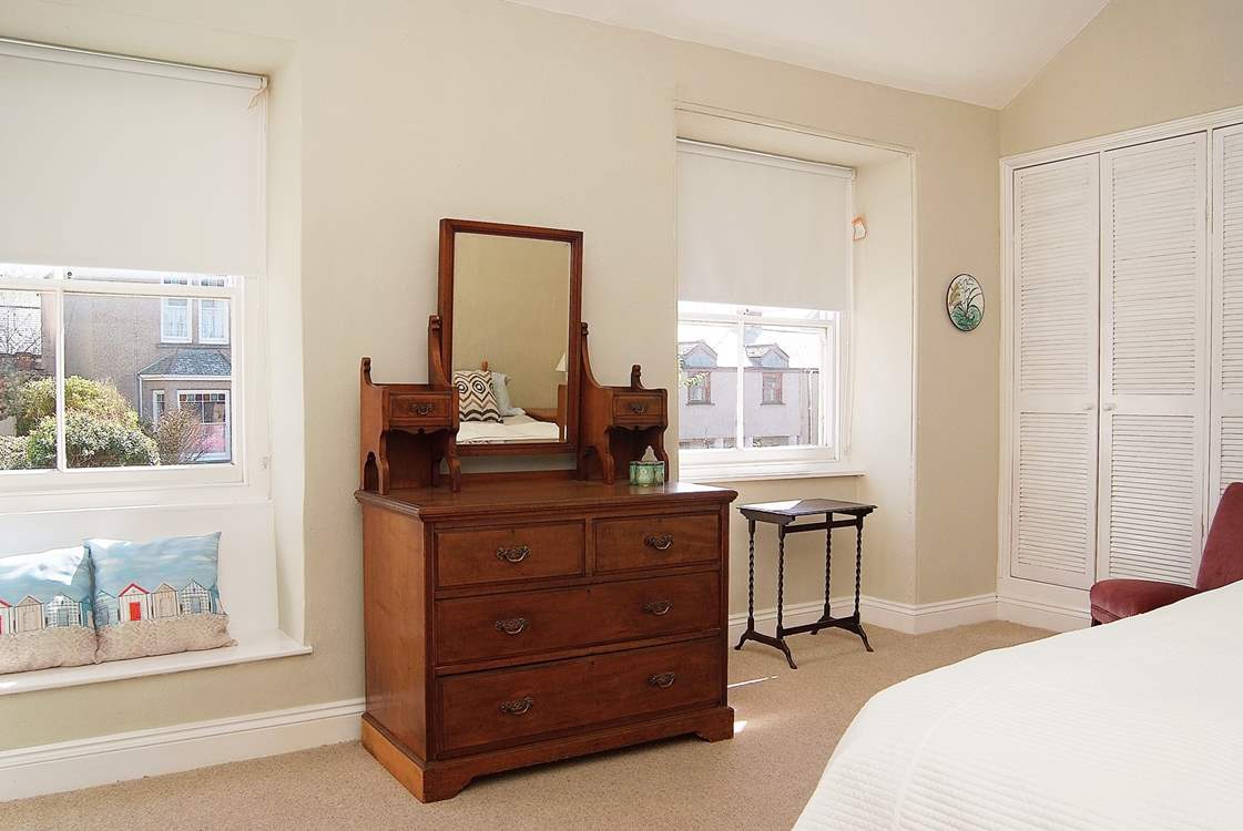 The elegant main bedroom.