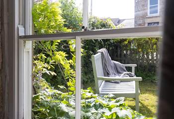 This traditional cottage is set in a peaceful village with a shop and local pubs serving excellent food and is still so close to the sea.