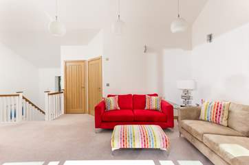 This second sitting-area upstairs.