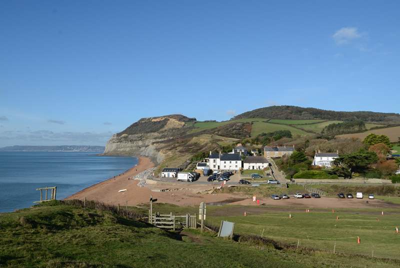 Nearby Seatown, with Golden Cap in the background and the award-winning Anchor Inn in the foreground.