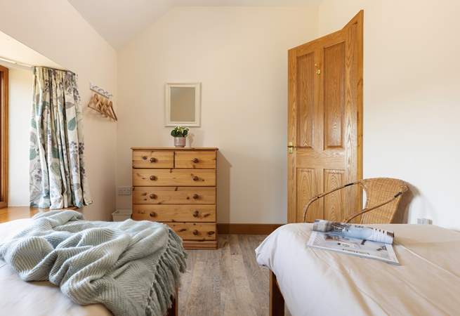 Plenty of space for your holiday clothes.