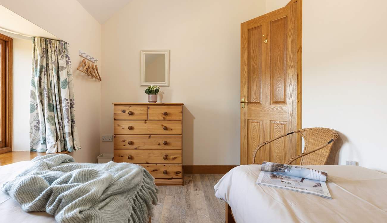 Plenty of space for your holiday clothes.