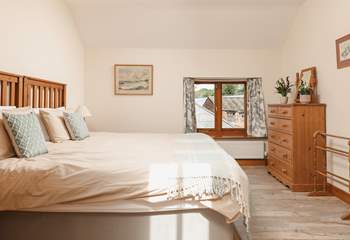 Relax in the main bedroom with sumptuous super-king bed, that can also be split in to two full size singles.