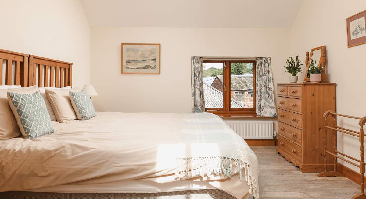 Relax in the main bedroom with sumptuous super-king bed, that can also be split in to two full size singles.