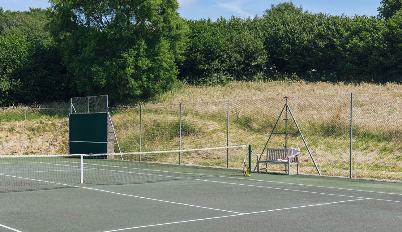 The tennis court is a real bonus.