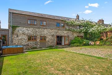 Lambs Lawn is a stunning barn conversion.