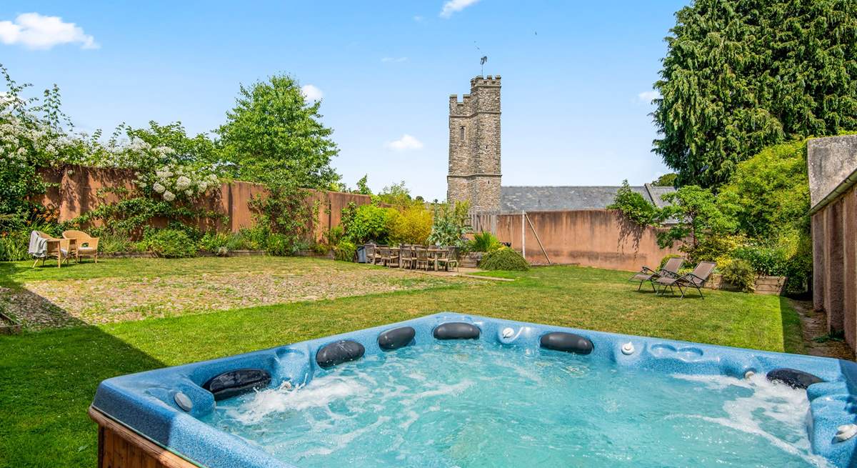 End the day with a dip in the bubbling hot tub.