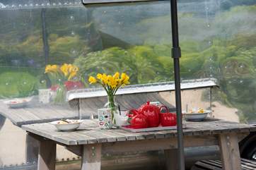 A perfect spot for an al fresco meal.
