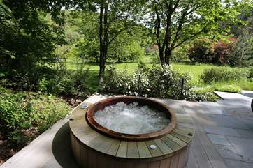 Sheltered and private, a great way to start of end the day in the hot tub!