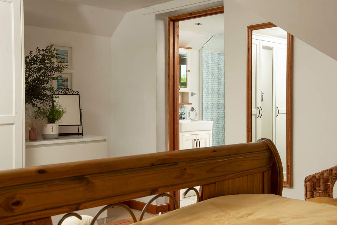 Looking through to the en suite.