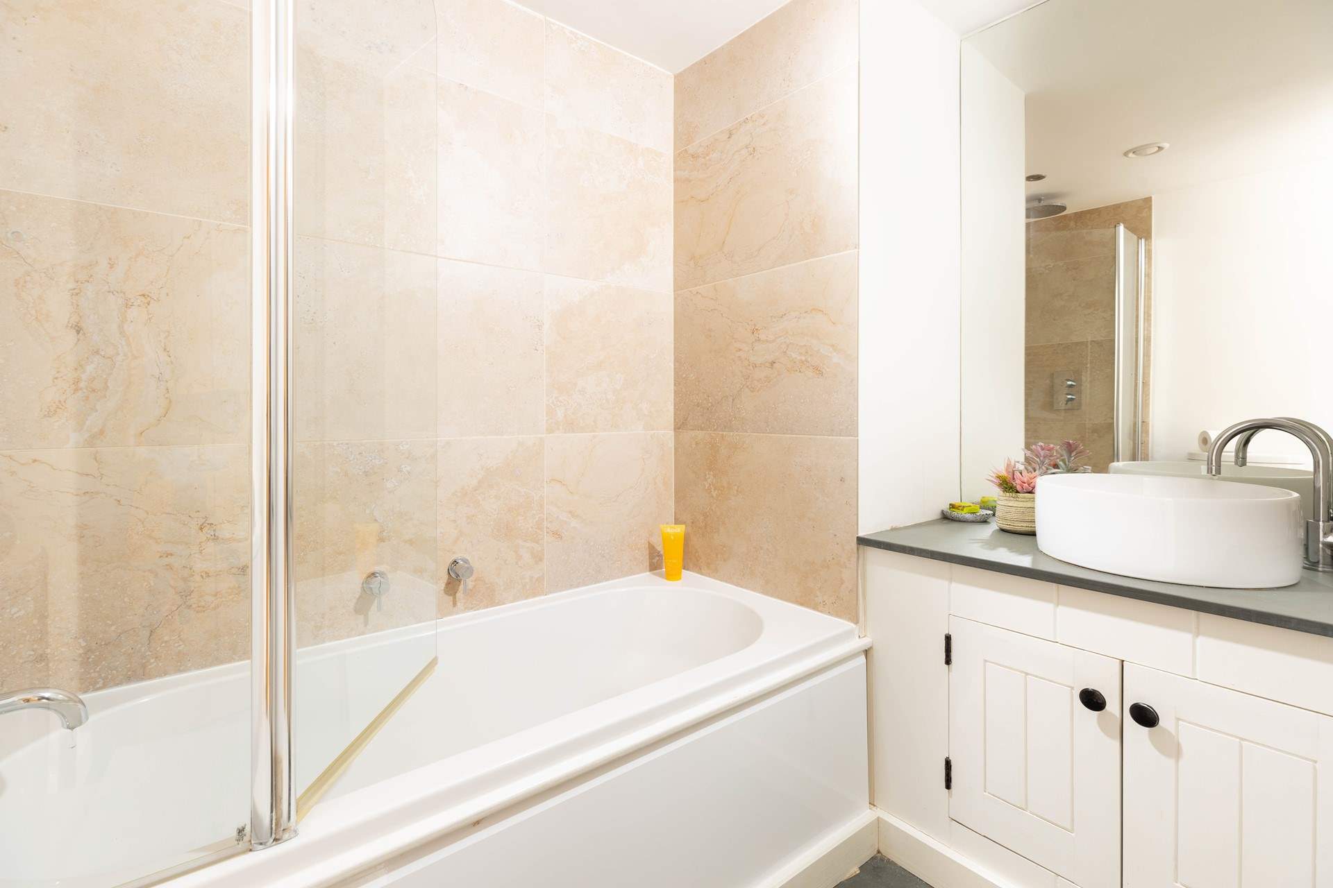 The family bathroom on the first floor.