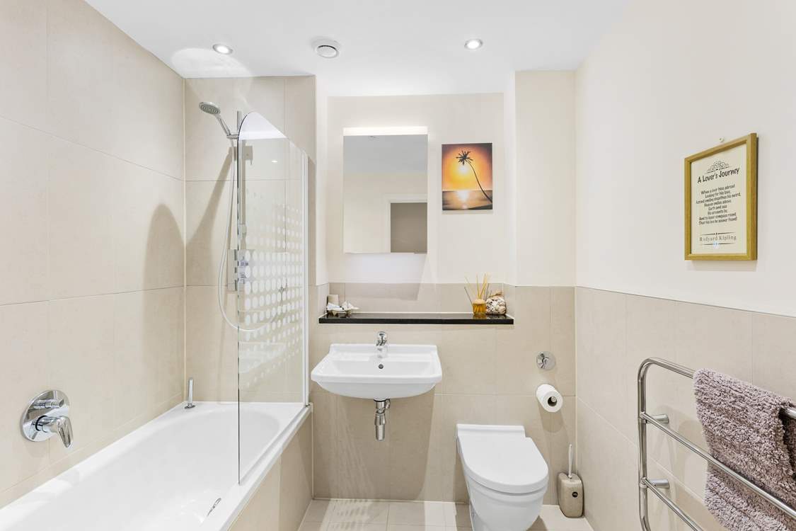 The main family bathroom.